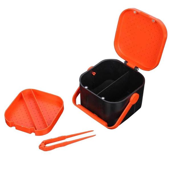 fishing accessories portable bait lure maggot earthworm worm storage case box with lanyard
fishing accessories portable bait lure maggot earthworm worm storage case box with lanyard
