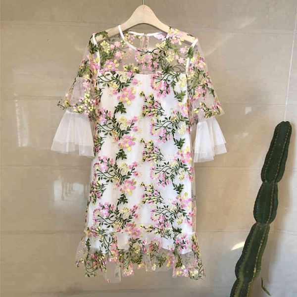 high-end floral embroidered dress lace summer extension the neck elegant mesh track dressed in women's r7on, Black;gray
high-end floral embroidered dress lace summer extension the neck elegant mesh track dressed in women's r7on, Black;gray
