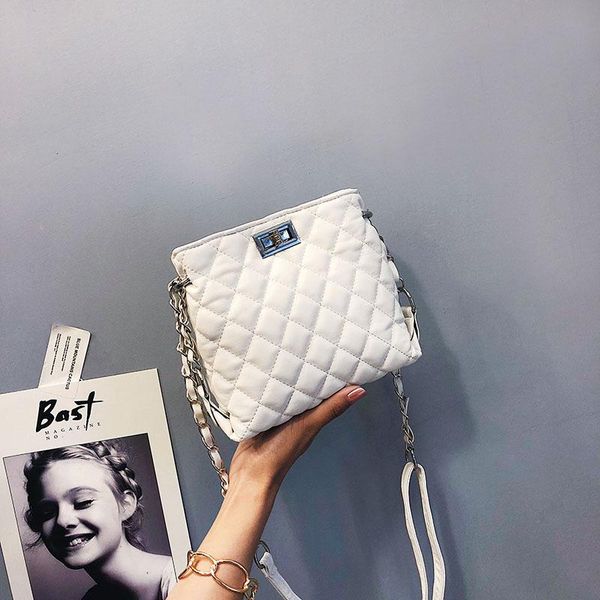 women pu leather shoulder bag fashion designer ladies messenger bags luxury female large capacity crossbody
women pu leather shoulder bag fashion designer ladies messenger bags luxury female large capacity crossbody