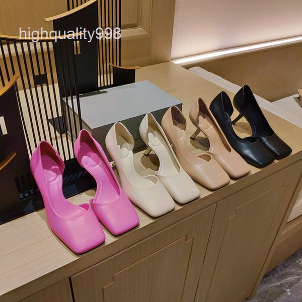 dress shoes high end women's shoes autumn leather square head thin heel side air shallow mouth versatile fairy style high set foot sing, Black
dress shoes high end women's shoes autumn leather square head thin heel side air shallow mouth versatile fairy style high set foot sing, Black