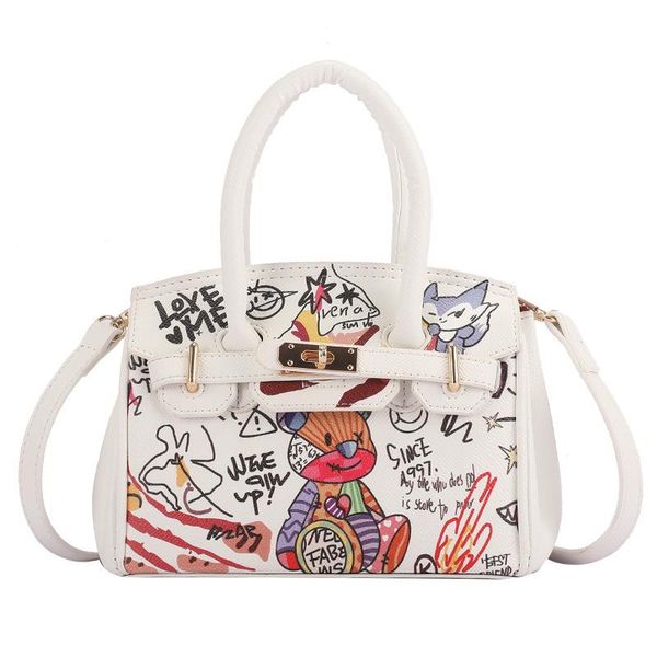 evening bags shoulder bear graffiti design messenger high-end portable platinum cute hand fashion commute luxury handbags women
evening bags shoulder bear graffiti design messenger high-end portable platinum cute hand fashion commute luxury handbags women
