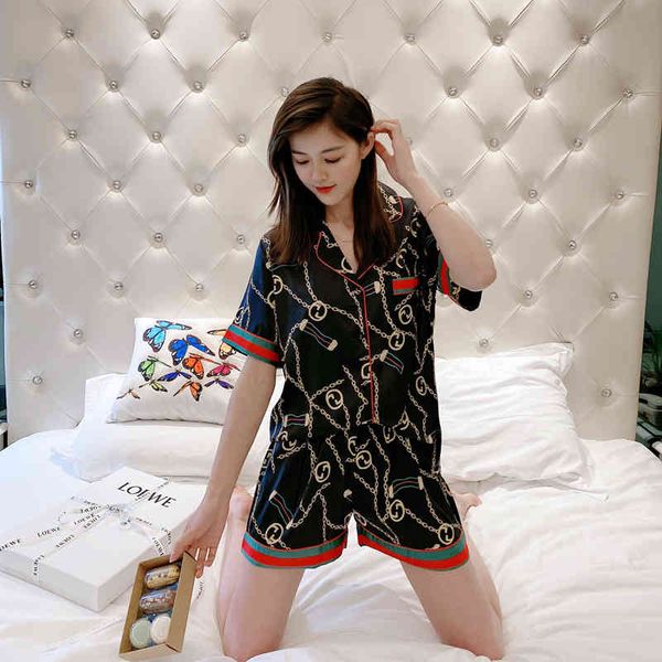 design clothing couple pajamas fashion suit simple short sleeve shorts pajamas women's thin silk and satin printed clothes two-piece se, White
design clothing couple pajamas fashion suit simple short sleeve shorts pajamas women's thin silk and satin printed clothes two-piece se, White