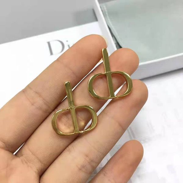 70% off luxury jewelry dijia earrings djia simple fashion letter temperament women's net red same earrings, Golden
70% off luxury jewelry dijia earrings djia simple fashion letter temperament women's net red same earrings, Golden