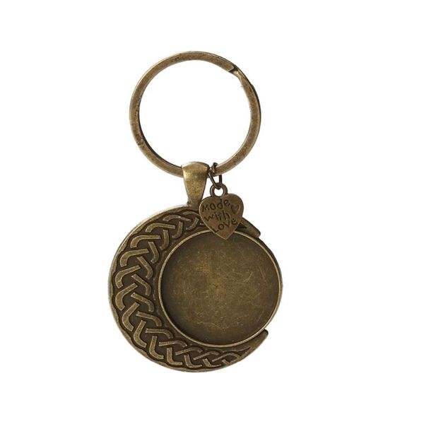 keychains doreen box zinc based alloy keychain keyring half moon antique silver bronze heart cabochon settings 71*37mm fit 25mm dia. 2pcs
keychains doreen box zinc based alloy keychain keyring half moon antique silver bronze heart cabochon settings 71*37mm fit 25mm dia. 2pcs