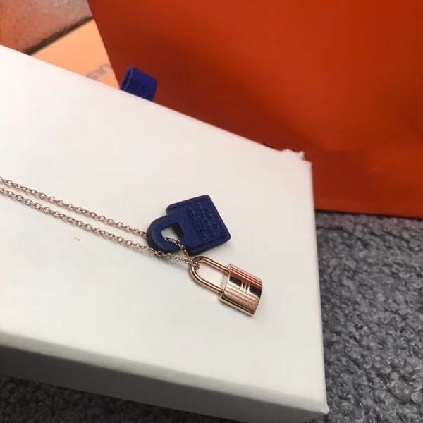 cowhide lock head necklace double tag glue dropping pendant clavicle chain couple men's and women's fashion signature deals zmgo, Silver
cowhide lock head necklace double tag glue dropping pendant clavicle chain couple men's and women's fashion signature deals zmgo, Silver