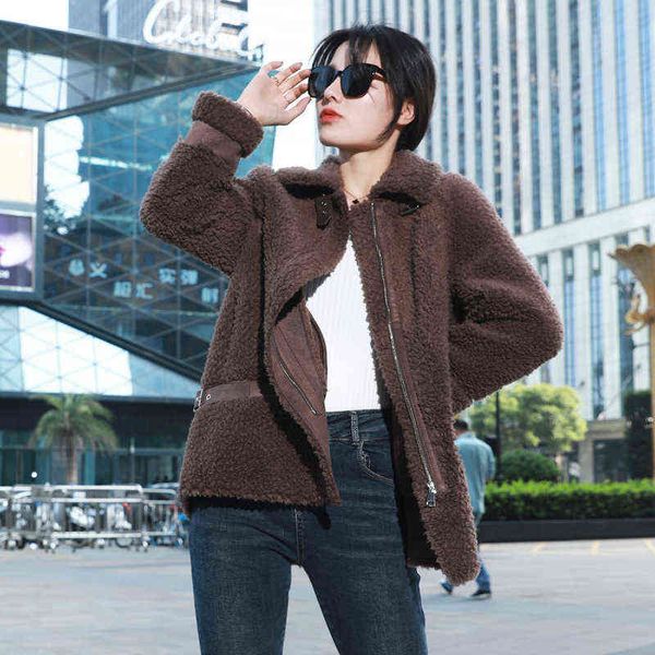 large grain wool sheep shearing fur women's medium and long stand collar lamb wool coat ox horn button coat 211207, Black
large grain wool sheep shearing fur women's medium and long stand collar lamb wool coat ox horn button coat 211207, Black