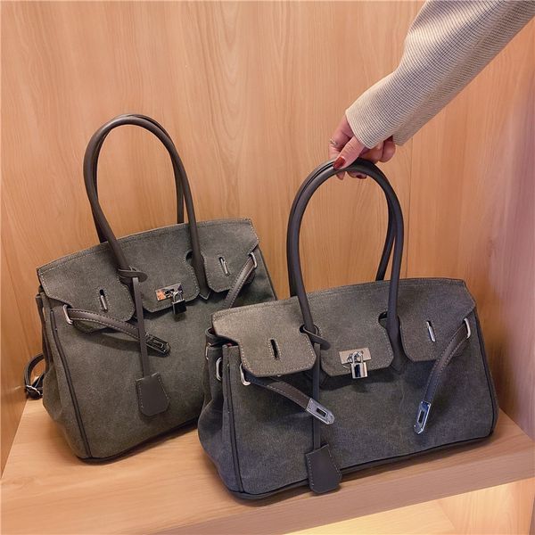 net star same canvas large capacity women's 2020 new fashion portable one shoulder messenger bag
net star same canvas large capacity women's 2020 new fashion portable one shoulder messenger bag