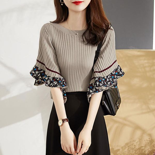 women's sweaters french fashion style stretch knit t-shirt half-sleeved ladies pullover sweater casual 2021 spring and summer, White;black
women's sweaters french fashion style stretch knit t-shirt half-sleeved ladies pullover sweater casual 2021 spring and summer, White;black