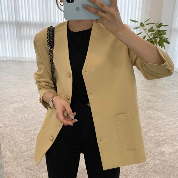 women's suits & blazers elegant v neck long sleeve loose casual blazer women simple solid autumn 2021 suit coat korean chic office ladi, White;black
women's suits & blazers elegant v neck long sleeve loose casual blazer women simple solid autumn 2021 suit coat korean chic office ladi, White;black