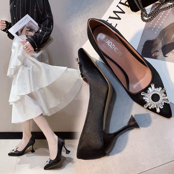 women's high heel shoes 2021 new spring women's high-heeled shoes shallow mouth metal letters stiletto fine heel single, Black
women's high heel shoes 2021 new spring women's high-heeled shoes shallow mouth metal letters stiletto fine heel single, Black