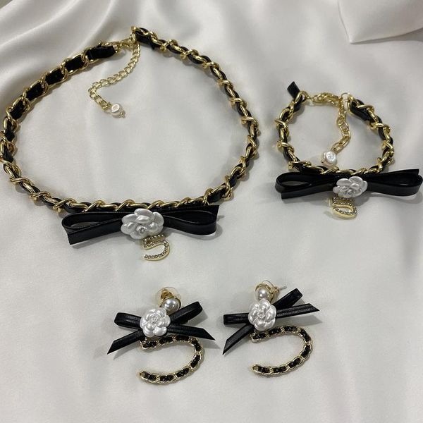 Classic Ladies Girls Faux Leather 5 Rope Chain Chokers Camellia Flower Necklace Bracelet Earrings Set Gift, Golden;silver
Classic Ladies Girls Faux Leather 5 Rope Chain Chokers Camellia Flower Necklace Bracelet Earrings Set Gift, Golden;silver