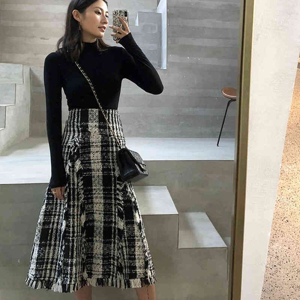 winter tweed high-waisted skirt of vintage soft plaid wool checked midi-a-line female flawed skirts, Black
winter tweed high-waisted skirt of vintage soft plaid wool checked midi-a-line female flawed skirts, Black