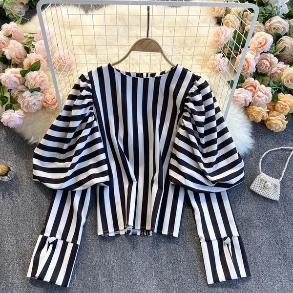 women's blouses & shirts elegant ladies white and black striped blouse women chic long puff sleeve o-neck back zipper shirt 2021 fashio
women's blouses & shirts elegant ladies white and black striped blouse women chic long puff sleeve o-neck back zipper shirt 2021 fashio