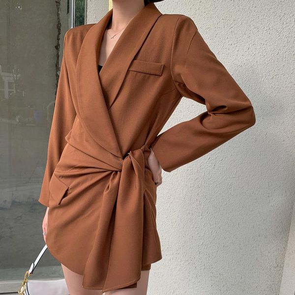 vintage pant suit women shorts side lace-up jacket & high waist 2021 summer autumn 2 pieces blazer set women's two piece pants, White
vintage pant suit women shorts side lace-up jacket & high waist 2021 summer autumn 2 pieces blazer set women's two piece pants, White