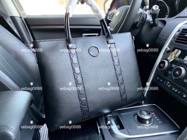 luxurys designers superior quality fashion business men's briefcase notebook computer handbag shoulder documents office messenger bag.
luxurys designers superior quality fashion business men's briefcase notebook computer handbag shoulder documents office messenger bag.