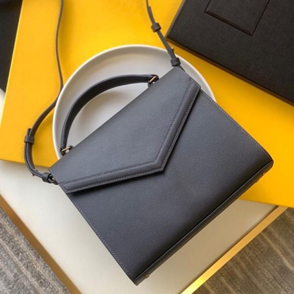 evening bags solid leather women crossbody bag brand designer 2021 fashion summer shoulder
evening bags solid leather women crossbody bag brand designer 2021 fashion summer shoulder