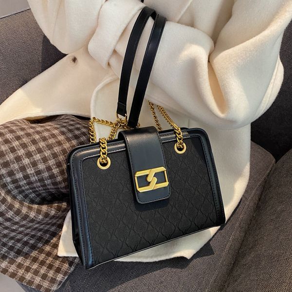 shopping stylish textured big bag female 2021 new simple and versatile shopping bag fashion letters internet celebrity live broadcast female
shopping stylish textured big bag female 2021 new simple and versatile shopping bag fashion letters internet celebrity live broadcast female