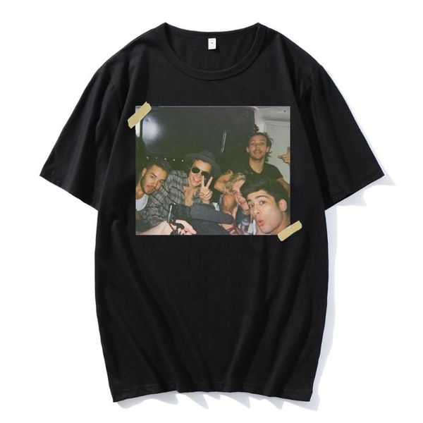 men's t-shirts 2021 anime one directions o-neck t- shirts english-irish boy heavy metal fashion comfortable tshirt casual cotton, White;black
men's t-shirts 2021 anime one directions o-neck t- shirts english-irish boy heavy metal fashion comfortable tshirt casual cotton, White;black