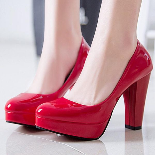 dress shoes women's summer patent leather fashion breathable wedding round head asakuchi woman party high heel large size42, Black
dress shoes women's summer patent leather fashion breathable wedding round head asakuchi woman party high heel large size42, Black