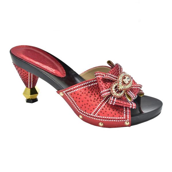 luxery shoes women italian women lady pumps rhinestone 2021 shoes ladies and sandals wedding for bride, Black
luxery shoes women italian women lady pumps rhinestone 2021 shoes ladies and sandals wedding for bride, Black