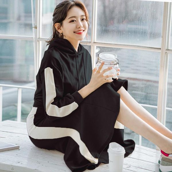 2 piece set skirt and women tracksuits two outfits clothing sets fall wear wholesale, Gray
2 piece set skirt and women tracksuits two outfits clothing sets fall wear wholesale, Gray