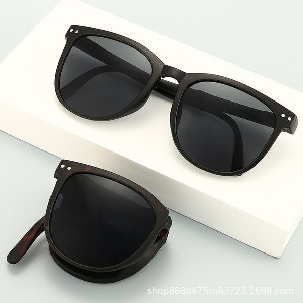 sunglasses folding air cushion women's tan light fashion net red plain anti ultraviolet driving, White;black
sunglasses folding air cushion women's tan light fashion net red plain anti ultraviolet driving, White;black