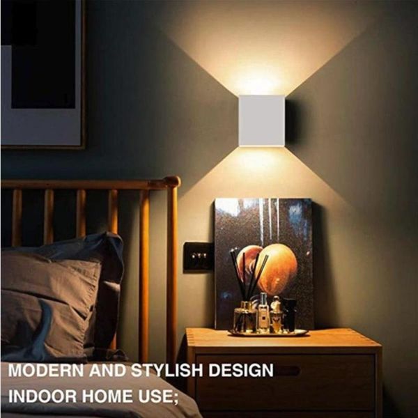 aluminum high-end modern fashion wall light indoor lighting lamp bedroom home decoration luminous cob living room bathroom
aluminum high-end modern fashion wall light indoor lighting lamp bedroom home decoration luminous cob living room bathroom