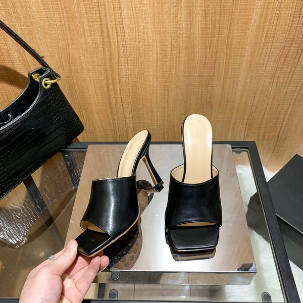 high heel slippers comfortable luxury designer famous brand design handmade fashion casual size34-40, Black
high heel slippers comfortable luxury designer famous brand design handmade fashion casual size34-40, Black