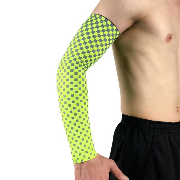 elbow & knee pads 1pc uv sun protection cooling arm sleeves for men women cycling golf outdoor sports tools, Black;gray 
elbow & knee pads 1pc uv sun protection cooling arm sleeves for men women cycling golf outdoor sports tools, Black;gray