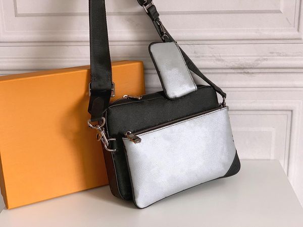 m69443 designer tote luxurys brnad pochette trio men women leather twist luxurys handbags messenger shoulder bags pockets totes shopping bag
m69443 designer tote luxurys brnad pochette trio men women leather twist luxurys handbags messenger shoulder bags pockets totes shopping bag