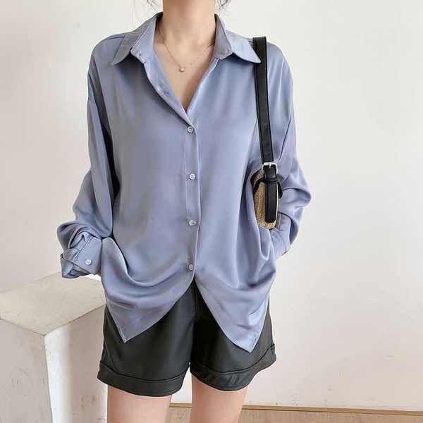 spring solid color satin shirt women's design sense long sleeve loose black white and blouse female cardigan 210607
spring solid color satin shirt women's design sense long sleeve loose black white and blouse female cardigan 210607