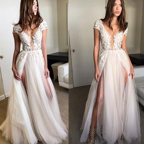 party dresses appliques all over waist and upper body cap sleeves long lace tulle deep v neck formal prom evening 2021, White;black
party dresses appliques all over waist and upper body cap sleeves long lace tulle deep v neck formal prom evening 2021, White;black