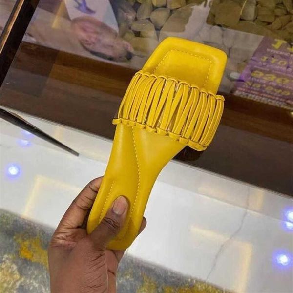 slippers 2021 summer fashion thin belt design woven ladies sandals indoor and outdoor flip flops beach shoes open toe, Black
slippers 2021 summer fashion thin belt design woven ladies sandals indoor and outdoor flip flops beach shoes open toe, Black
