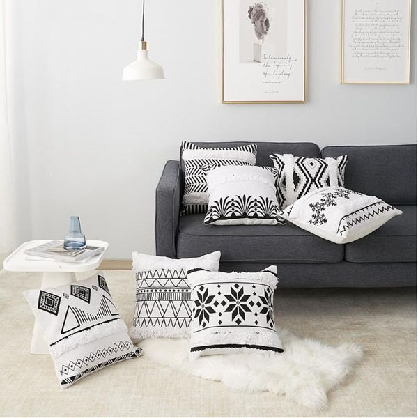 cushion/decorative pillow black brown jacquard geometric embroidery cushion cover kilim home decor 45x45cm sofa pillowcase sham
cushion/decorative pillow black brown jacquard geometric embroidery cushion cover kilim home decor 45x45cm sofa pillowcase sham