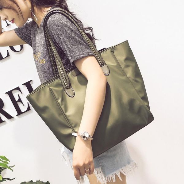 evening bags large capacity women's bag oxford cloth hand bill of lading shoulder woven chain commuting fitness moisture-proof
evening bags large capacity women's bag oxford cloth hand bill of lading shoulder woven chain commuting fitness moisture-proof