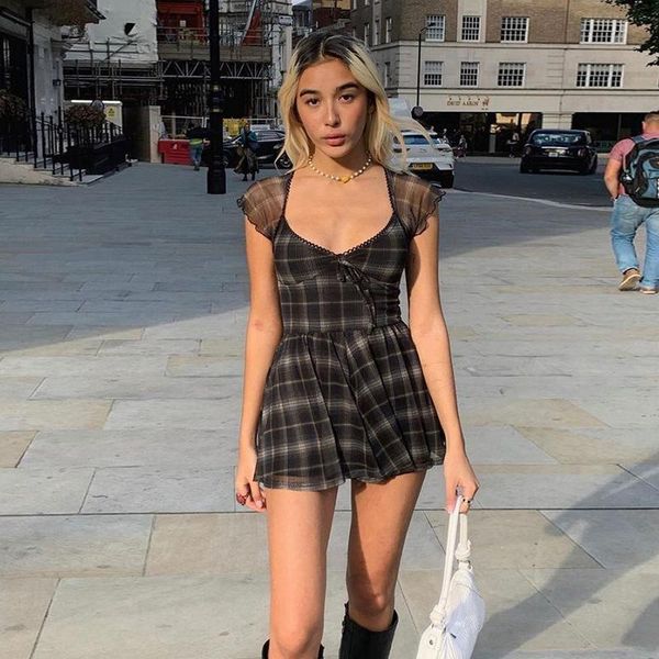party dresses dress 2021 summer nightclub style square neck ruffle vestido de mujer gothic feminino, White;black
party dresses dress 2021 summer nightclub style square neck ruffle vestido de mujer gothic feminino, White;black