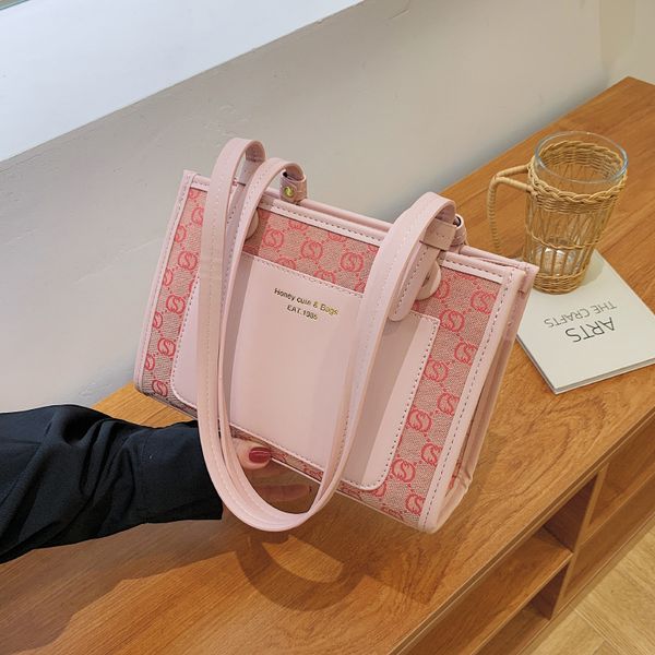 70% factory store contrast color 2021 printed portable small square bag ins korean version fashion simple single shoulder diagonal cross
70% factory store contrast color 2021 printed portable small square bag ins korean version fashion simple single shoulder diagonal cross