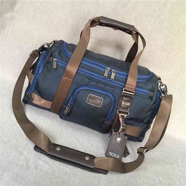 tumi / tuming ballistic nylon men's large capacity fashion one shoulder handbag leisure business travel bag 22351
tumi / tuming ballistic nylon men's large capacity fashion one shoulder handbag leisure business travel bag 22351