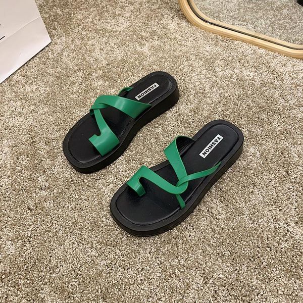 slippers low house platform rubber flip flops hawaiian fabric pu hoof heels hawaii, Black
slippers low house platform rubber flip flops hawaiian fabric pu hoof heels hawaii, Black