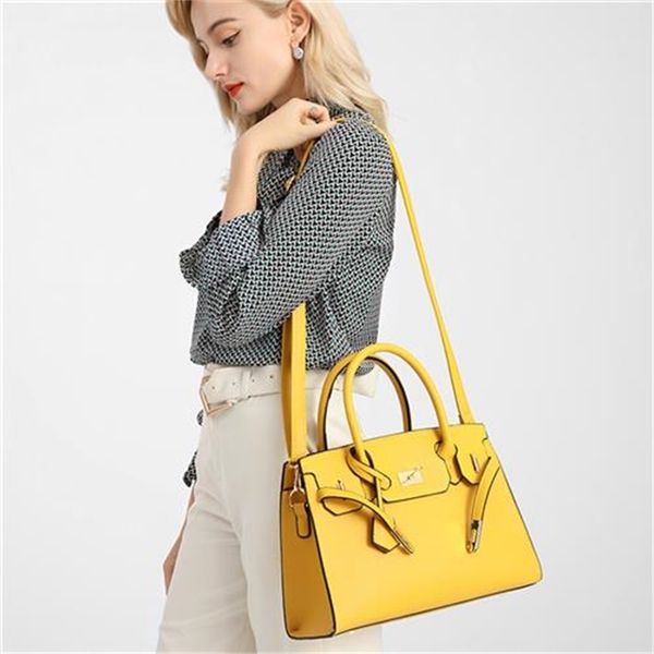 2021 classic new style bag fashion atmosphere women's commuting slant cross handbag
2021 classic new style bag fashion atmosphere women's commuting slant cross handbag