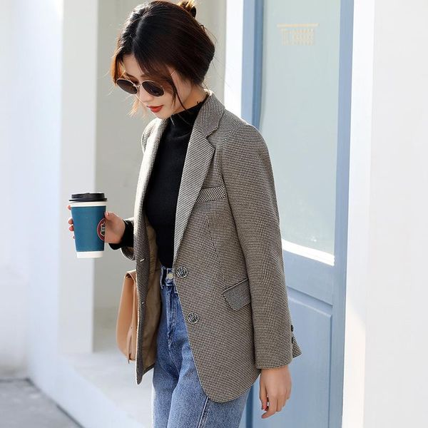 women's suits & blazers plaid blazer women office lady single breasted for winter solid female woman 2021 slim button jacket coat, White;black
women's suits & blazers plaid blazer women office lady single breasted for winter solid female woman 2021 slim button jacket coat, White;black
