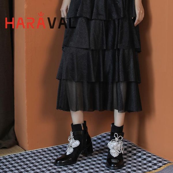 boots haraval women ankle modern shoes high heels black elegant patent leather round toe fashion footwear e500l
boots haraval women ankle modern shoes high heels black elegant patent leather round toe fashion footwear e500l