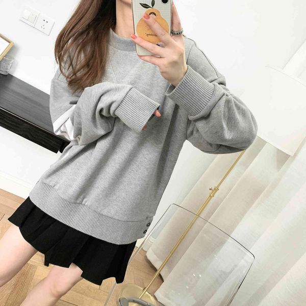 21tb autumn winter new bf wide style round neck four bar cotton sweater oversi ze men's and women's same casual korean, Black
21tb autumn winter new bf wide style round neck four bar cotton sweater oversi ze men's and women's same casual korean, Black