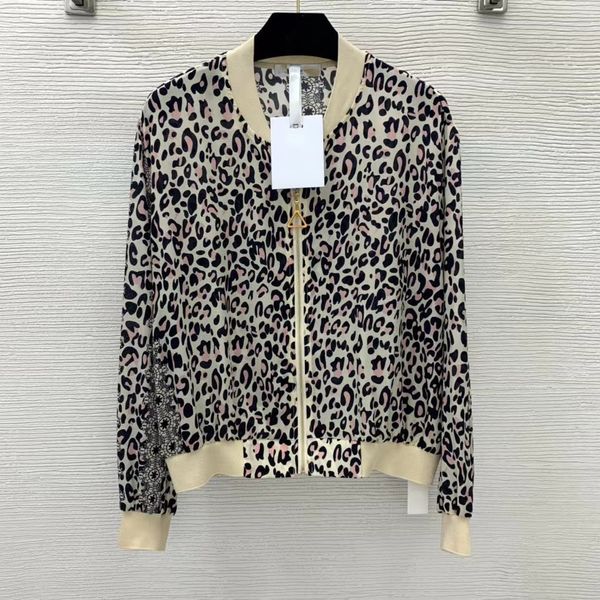 2022 spring women's jackets stand collar long sleeve leopard luxury coats designer outerwear brand same style clothing 1105-1, Black;brown
2022 spring women's jackets stand collar long sleeve leopard luxury coats designer outerwear brand same style clothing 1105-1, Black;brown
