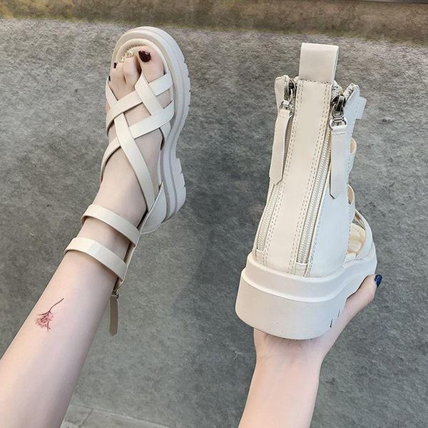women summer sandals beach fashion flats shoes 2021 sandal non-slip flat buckle black and white
women summer sandals beach fashion flats shoes 2021 sandal non-slip flat buckle black and white