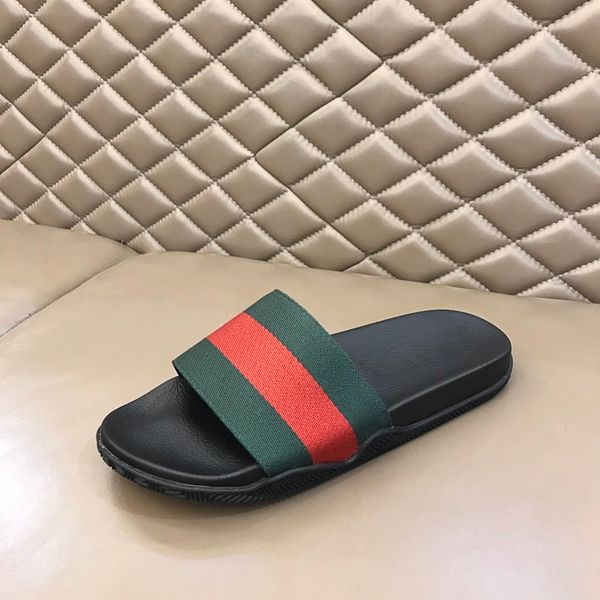 2021 luxury designer mens brand slipper laser summer sandals beach slides slippers ladies sandali bathroom shoes classic black color
2021 luxury designer mens brand slipper laser summer sandals beach slides slippers ladies sandali bathroom shoes classic black color