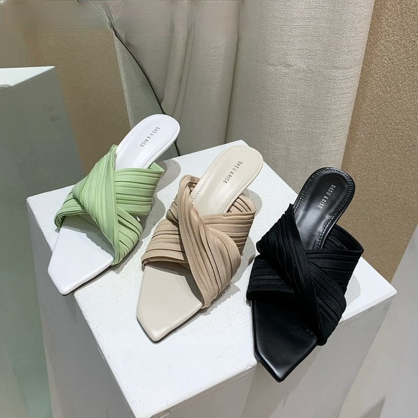 fashion med heels slippers women summer spool heel sandals slip on outdoor slides flip flops elegant pleated shoes slipper size 35~39 with b, Black
fashion med heels slippers women summer spool heel sandals slip on outdoor slides flip flops elegant pleated shoes slipper size 35~39 with b, Black