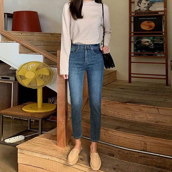 women's jeans vintage blue high waist pant for women streetwear straight female denim buttons zipper ladies boyfriend 2021
women's jeans vintage blue high waist pant for women streetwear straight female denim buttons zipper ladies boyfriend 2021