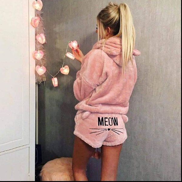 plus size winter thicken women sleepwear 5xl two pieces set family hoodies shorts pants pajamas with cute kitty pattern, Black;red
plus size winter thicken women sleepwear 5xl two pieces set family hoodies shorts pants pajamas with cute kitty pattern, Black;red
