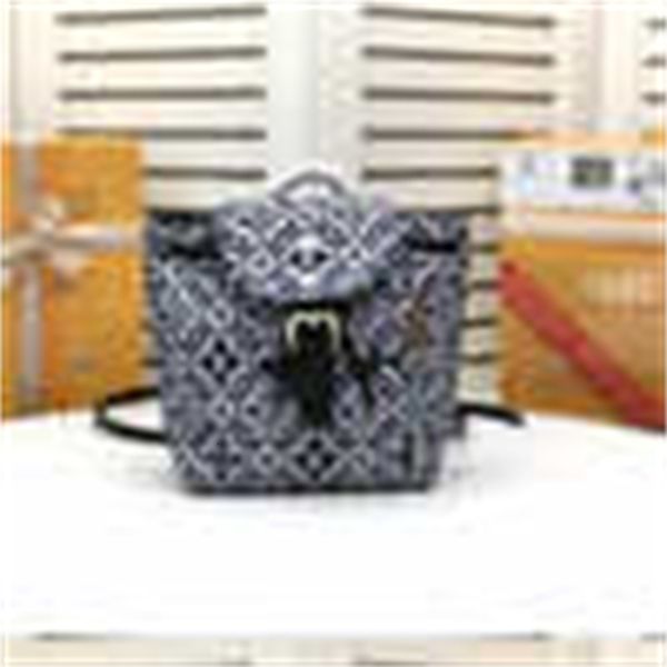 n44026 printed compact and portable backpack female bag men backpacks fashion shows oxidized leather business totes messenge
n44026 printed compact and portable backpack female bag men backpacks fashion shows oxidized leather business totes messenge